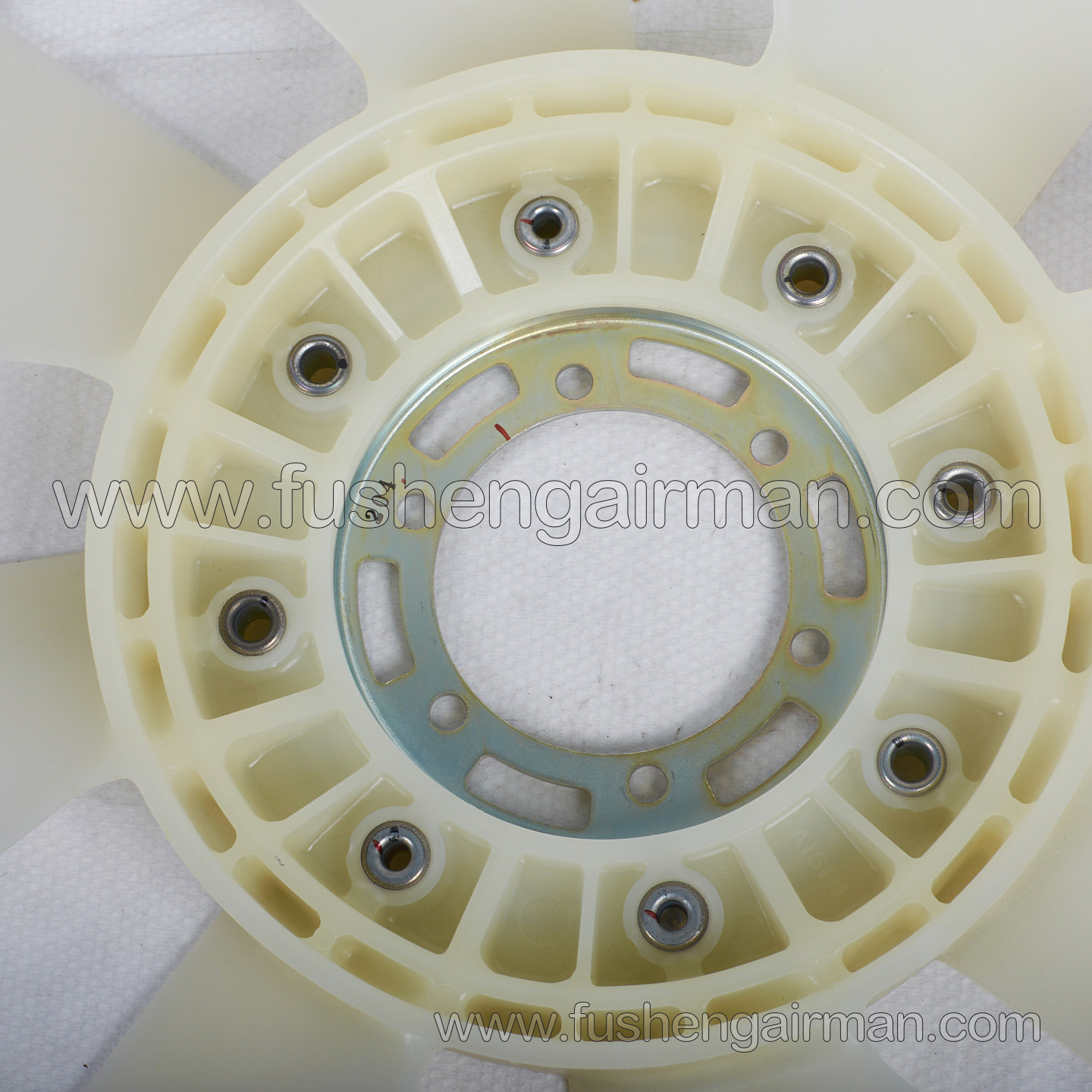113660-2042 Fusheng Airman Airman Mobile Air Compressor Genuine Parts Isuzu Cooling Fan