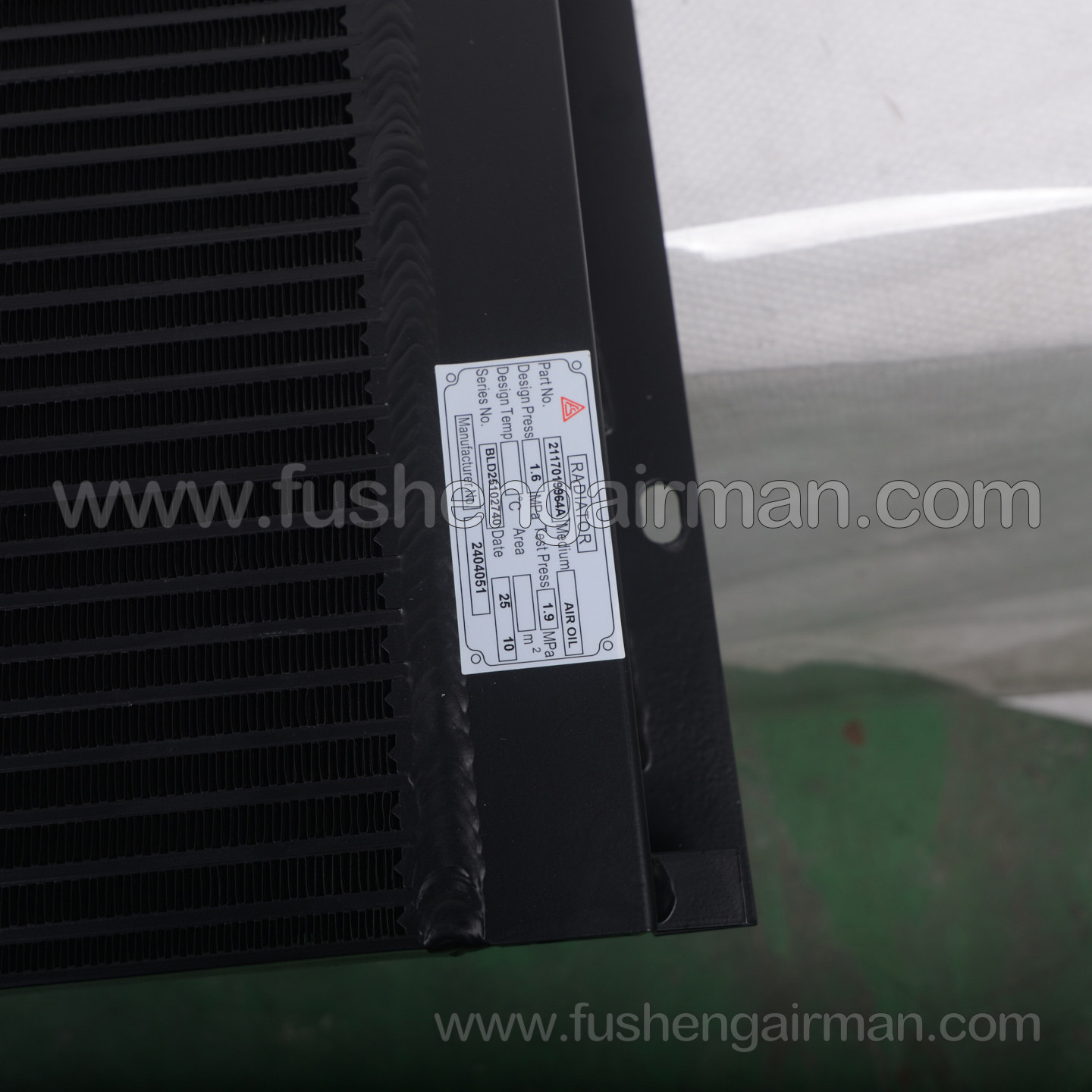 2117019964 Fusheng Screw Air Compressor Genuine SA37A Plate-Fin Oil and Air Cooling Radiator