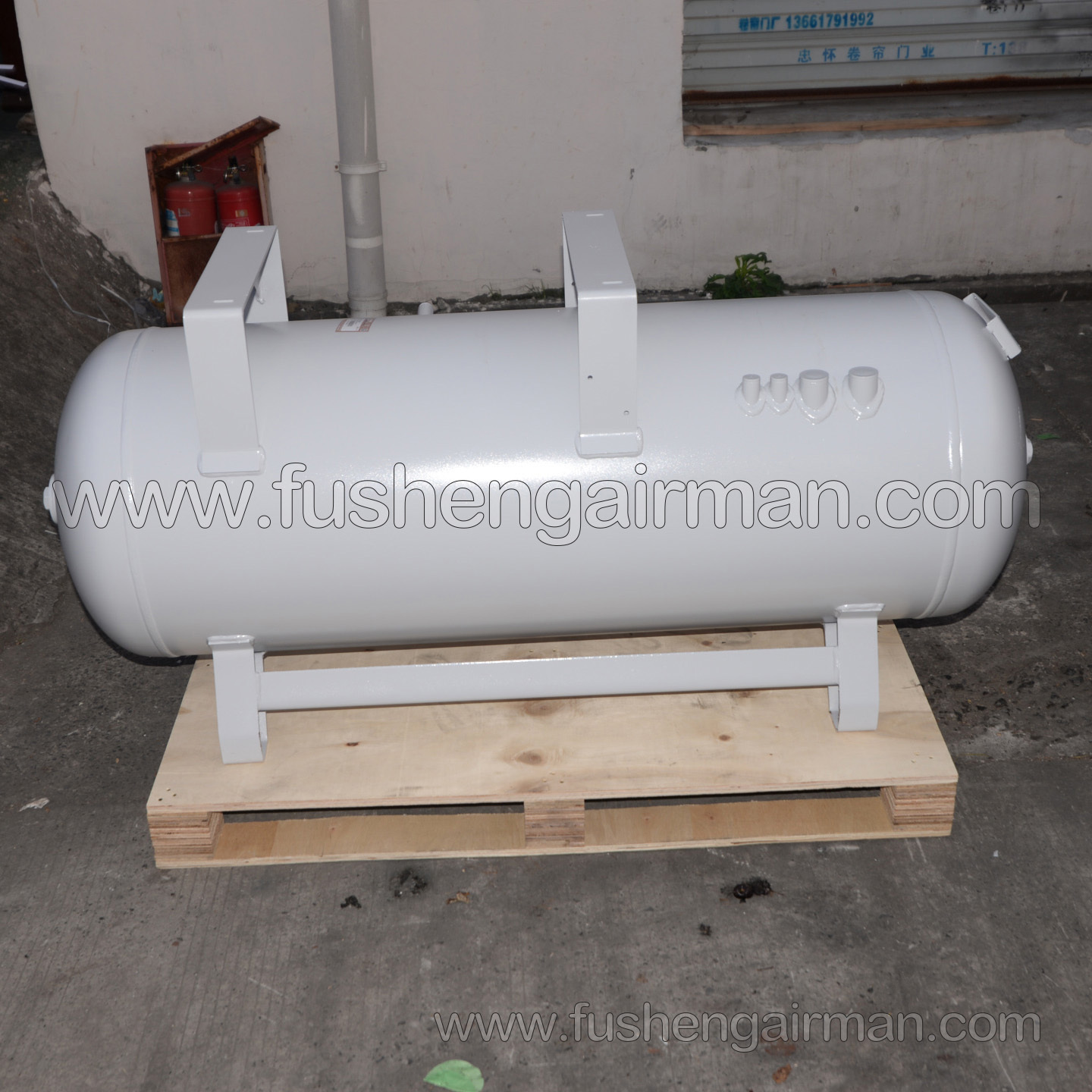 2605259990 Fusheng Piston Screw Air Compressor Genuine Spare Part: 270L Air Receiver Tank