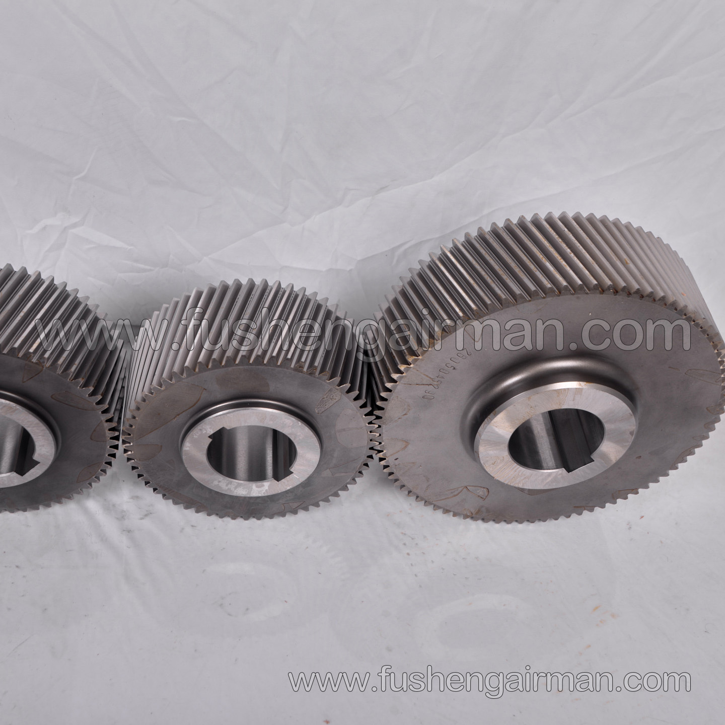 2605045310=2605026290=2605056380 Fusheng SAT61G-N gear set i=1.242