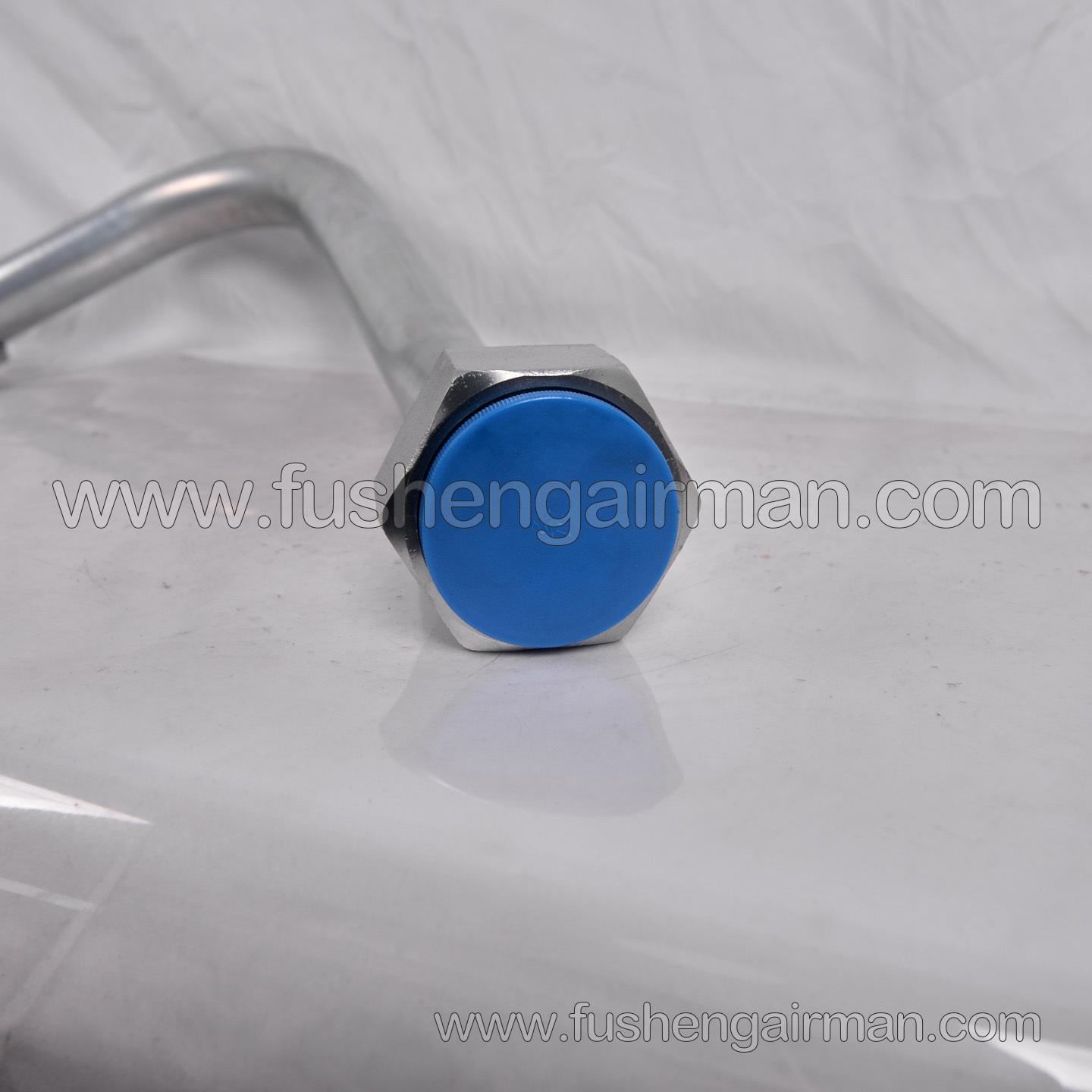 2259592 Ingersoll Rand Screw Air Compressor: Metal Pipe Oil Shut-off Valve to Oil Injector