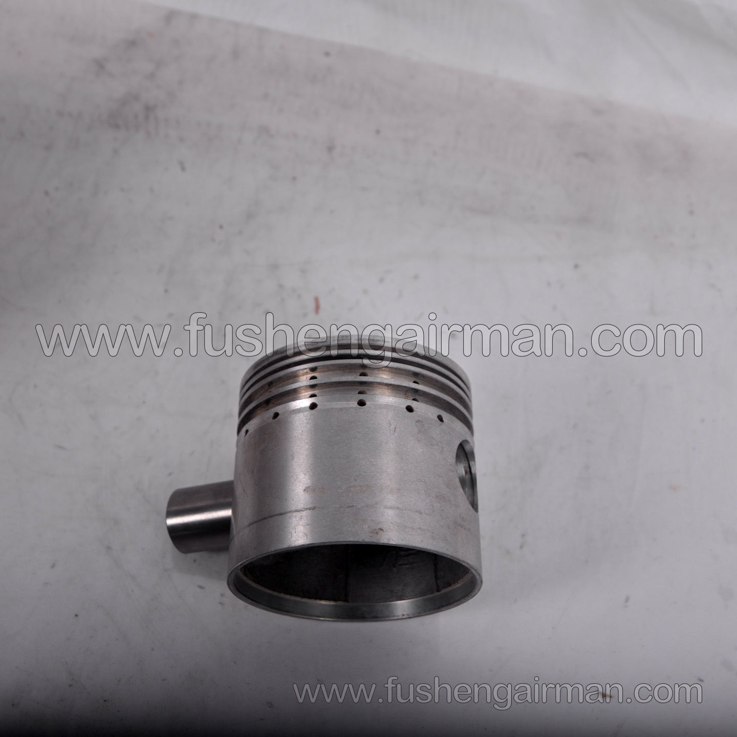 97333389 Ingersoll Rand genuine pistons are compatible with SS5 piston-type air compressors