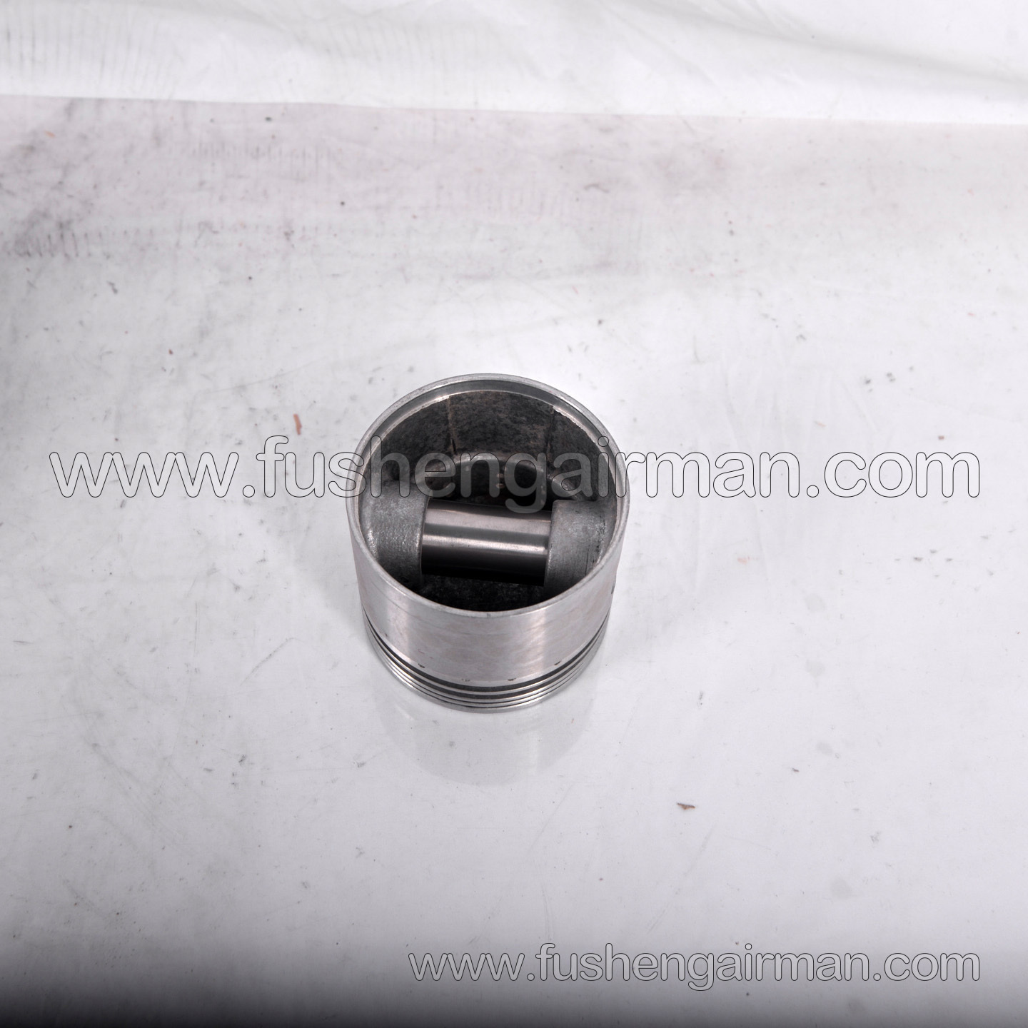 97333389 Ingersoll Rand genuine pistons are compatible with SS5 piston-type air compressors