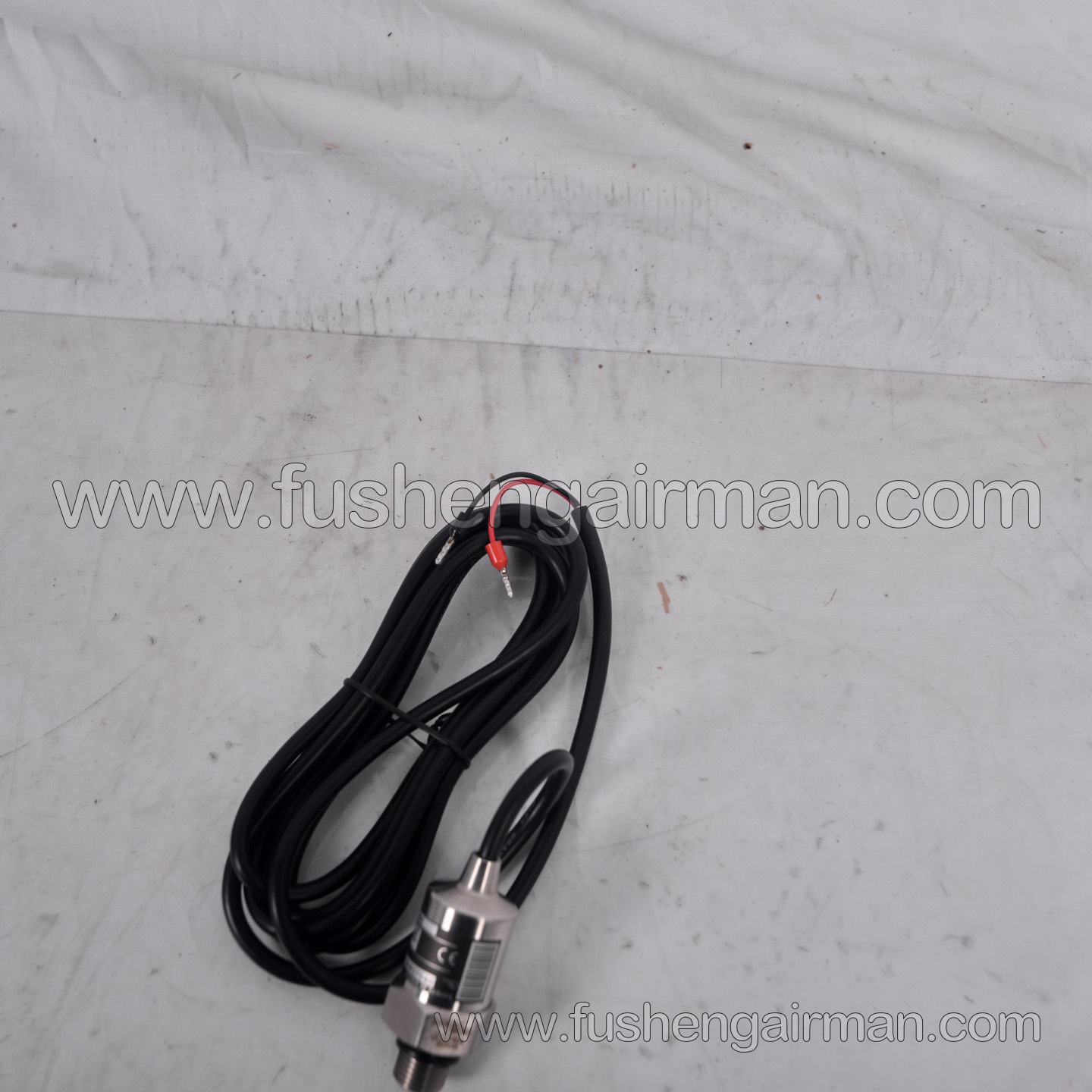 QX187454  The Compair Gardner Denver FM07-22 pressure sensor is compatible with Compair Gardner Denver  screw-type air compressors.