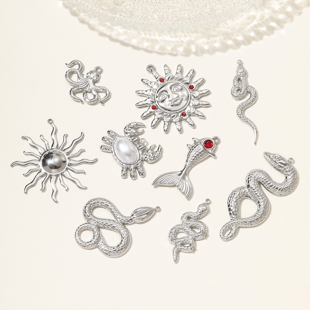 6pcs/pack Stainless Steel Rhinestone Sun Fish Necklace Pendant Mirror Polish Snake Octopus DIY Earring Charm Women Crab Jewelry