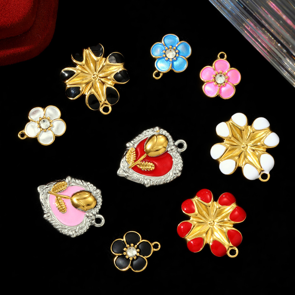 6pcs/pack French Two Tone Stainless Steel Rose Love Heart Necklace Pendants Enamel Flower DIY Earrings Charms Women Daisy Jewelry