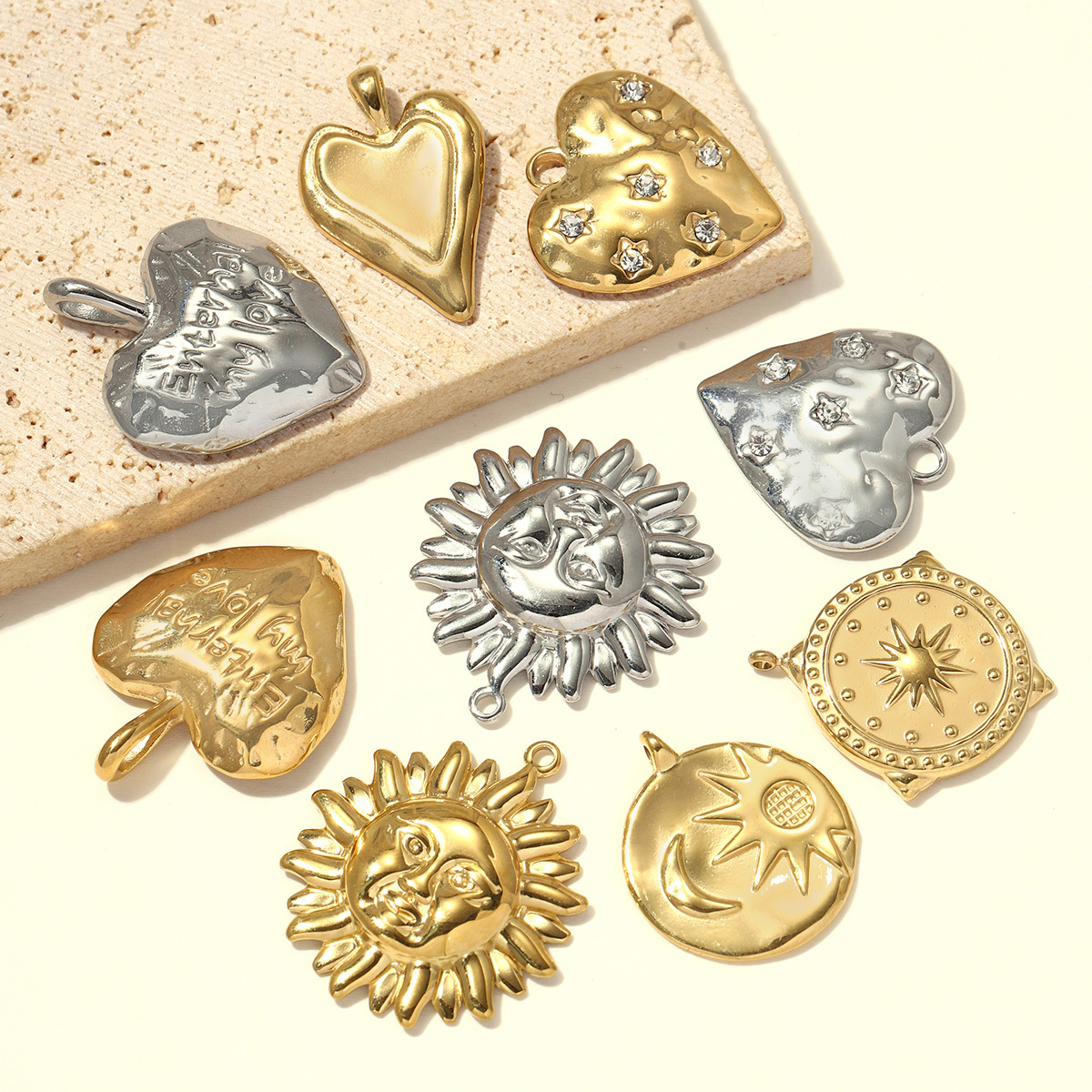 6pcs/pack Stainless Steel Rhinestone Love Heart DIY Charms Moon Star Necklace Pendants Woman Star Sunflower Jewelry Wholesale