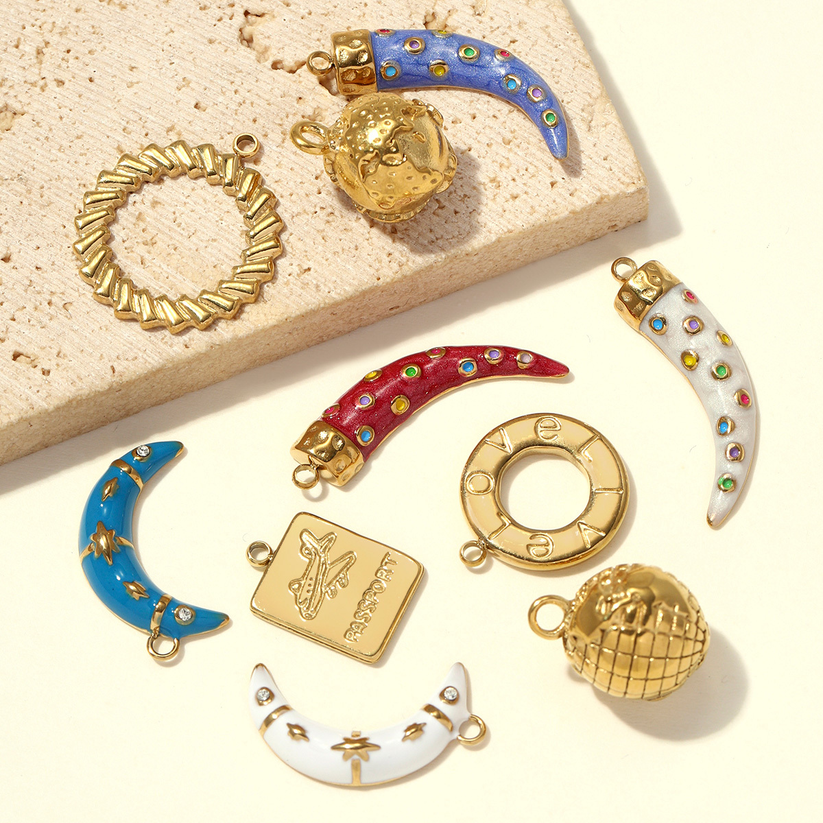 6pcs/pack Stainless Steel 3D Globe DIY Charms Airplane Passport Circle Necklace Pendants Woman Enamel Wolf Teeth Jewelry Wholesale