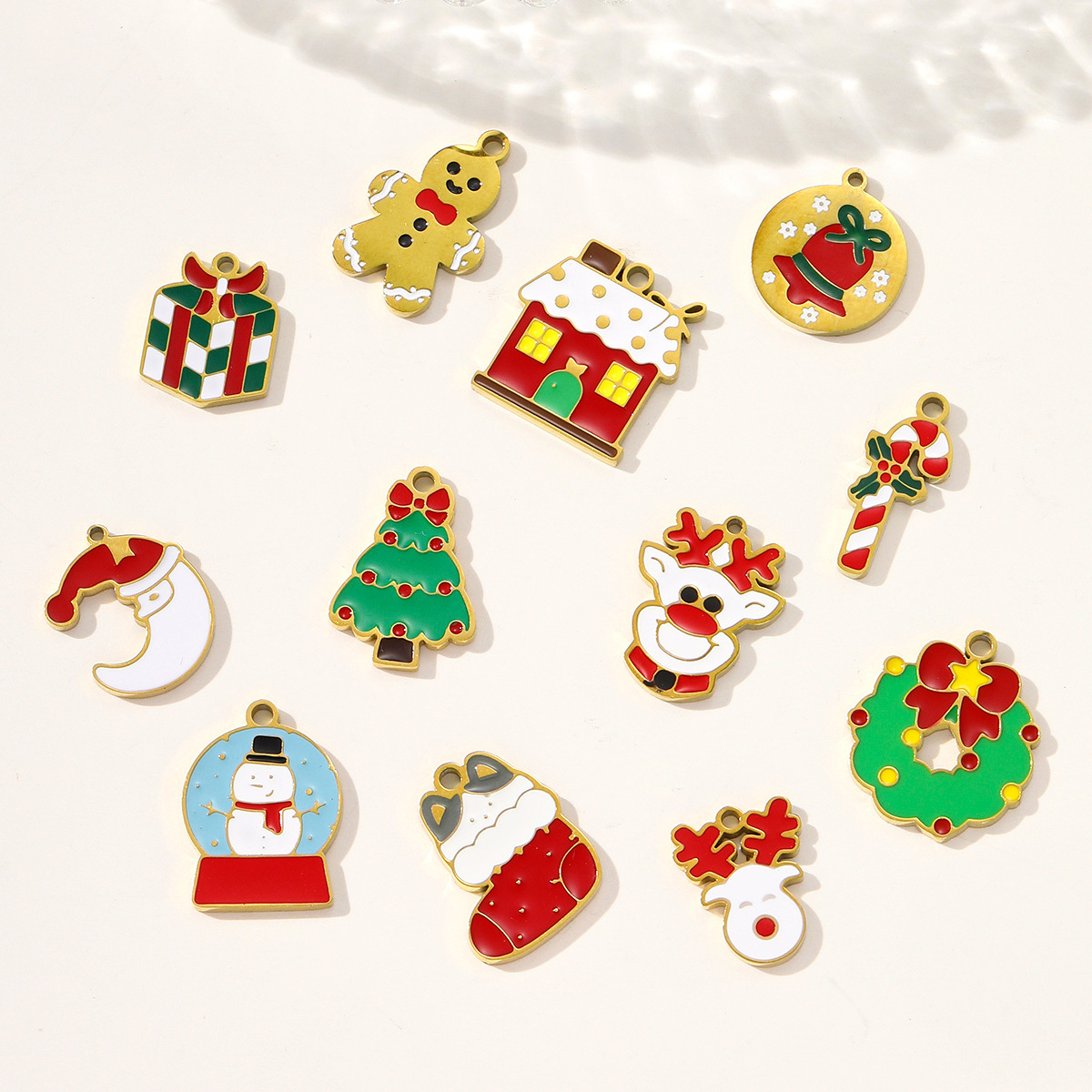 6pcs/pack Stainless Steel Enamel Snowman Gift Box Necklace Pendant Elk Deer Bell DIY Charms Woman Christmas Tree Jewelry