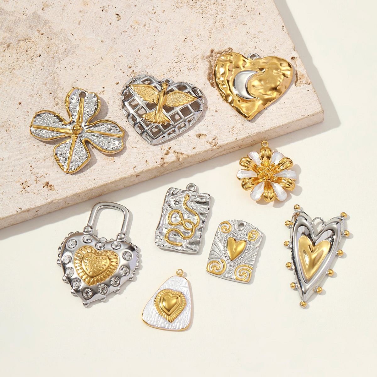 6pcs/pack Stainless Steel Two Tone Moon Star Necklace Pendant Eagle Snake Flower DIY Charm Women Love Heart Jewelry