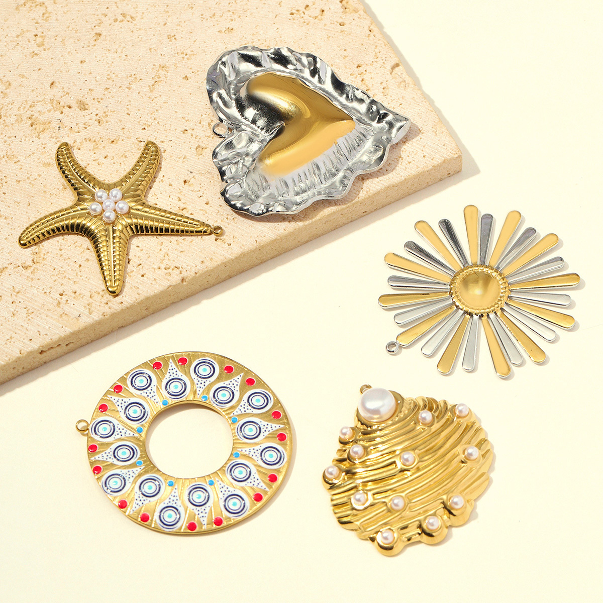 6pcs/pack Stainless Steel Two Tone Daisy Flower DIY Charms Love Heart Starfish Necklace Pendants Woman Shell Jewelry Wholesale
