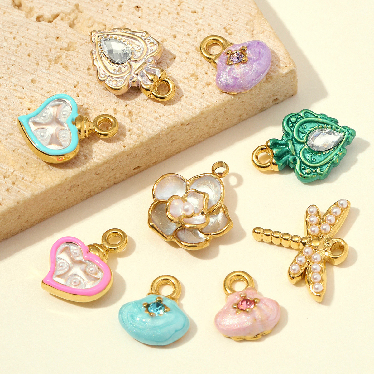 6pcs/pack Stainless Steel Rhinestone Shell DIY Bracelet Charms Dragonfly Heart Necklace Pendants Woman Flower Jewelry Wholesale