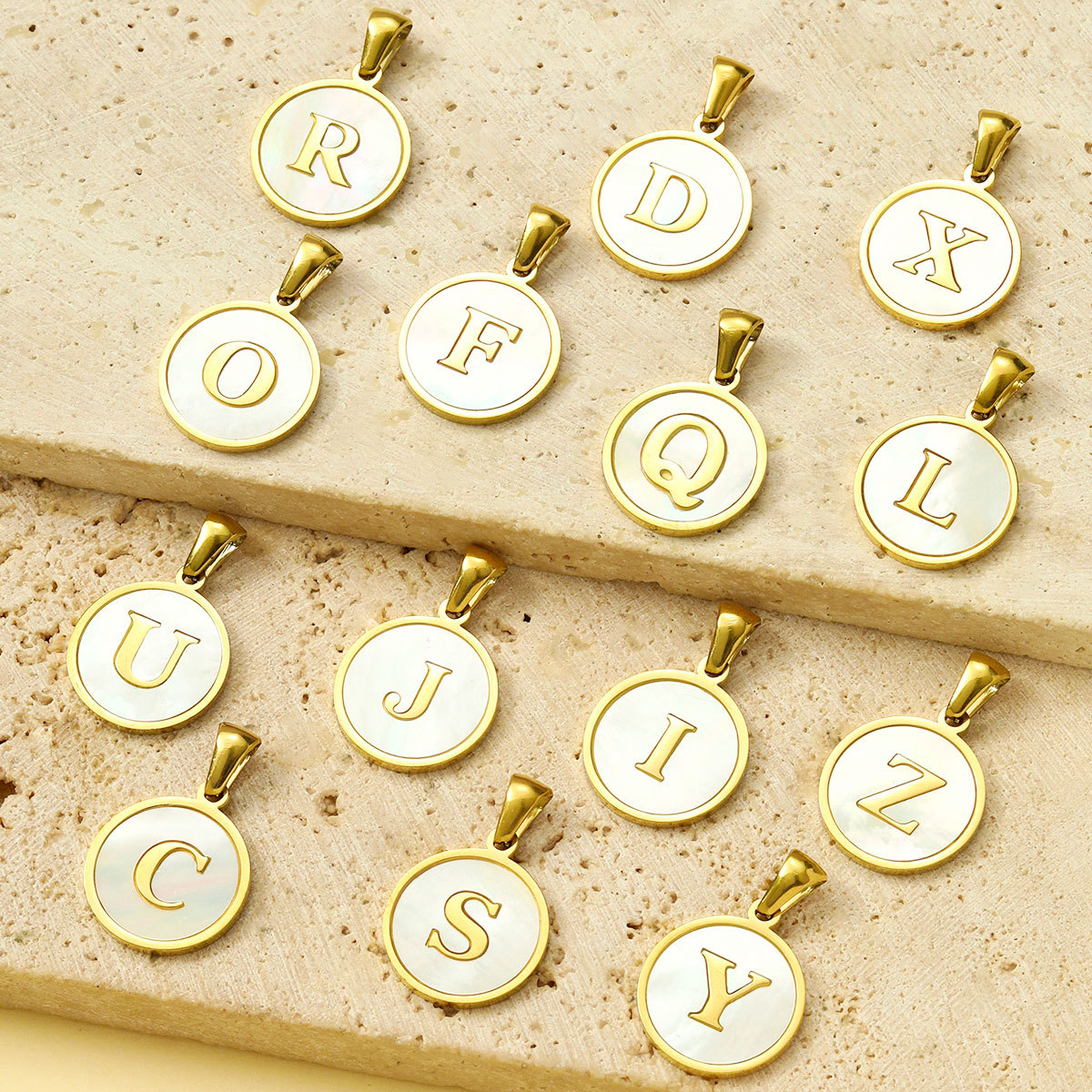 6pcs/pack 16mm Stainless Steel Shell Initial Letter Diy Charm Women Capital Name Necklace Pendant A-Z English Alphabet Jewelry