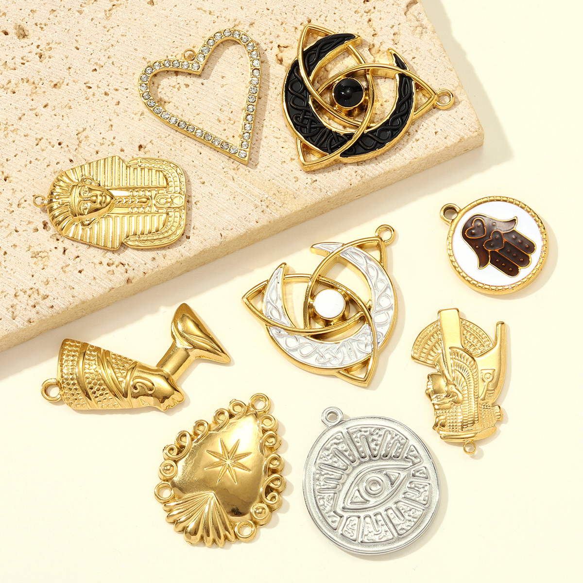 6pcs/pack Fashion Stainless Steel Pharaoh of Egypt Necklace Pendants Eye Hamsa Hand DIY Charms Women Moon Heart Jewelry Wholesale