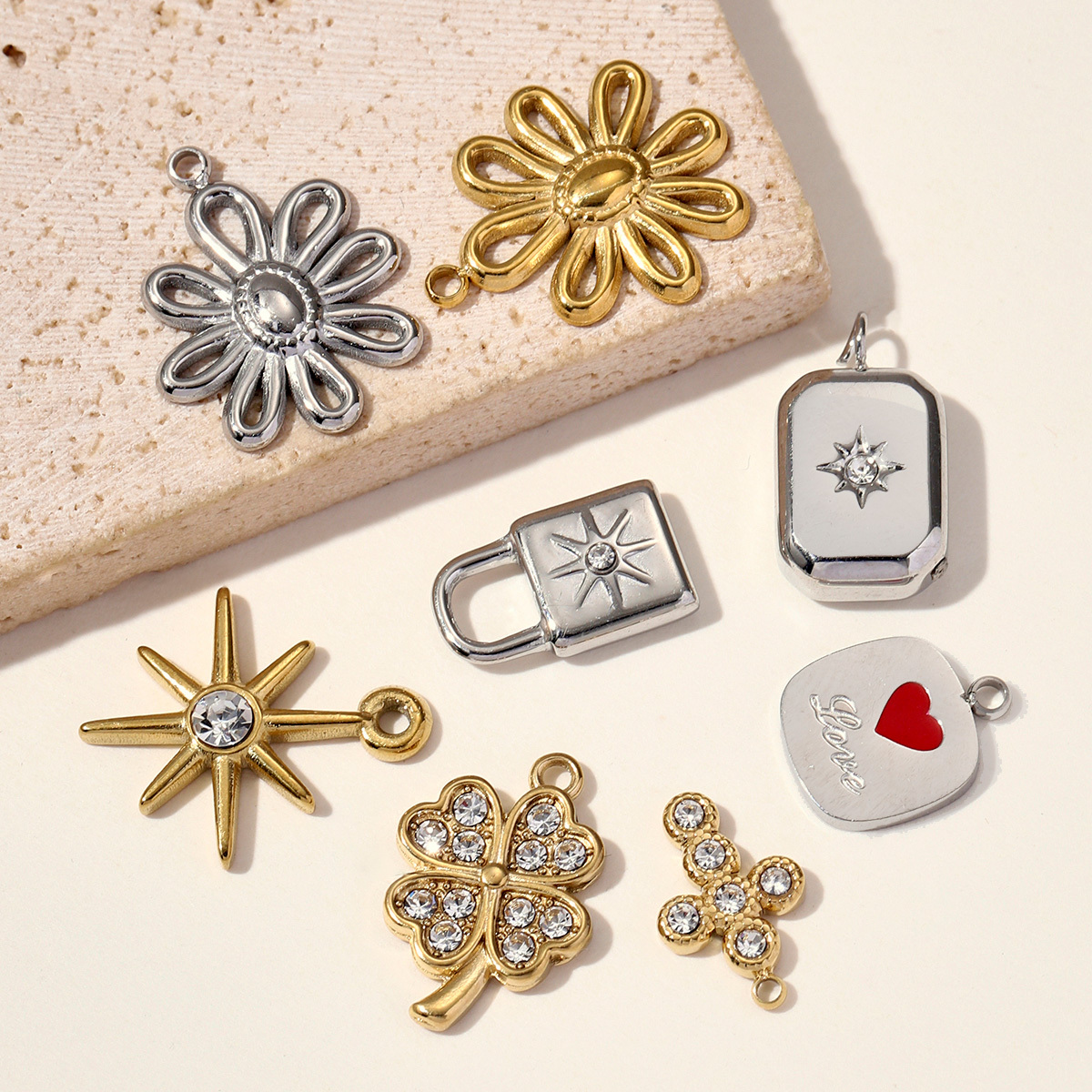 6pcs/pack 18k Real Gold Vacuum Plated Lock Flower Star Stainless Steel DIY Charm Women Jewelry Clover Heart Necklace Pendants