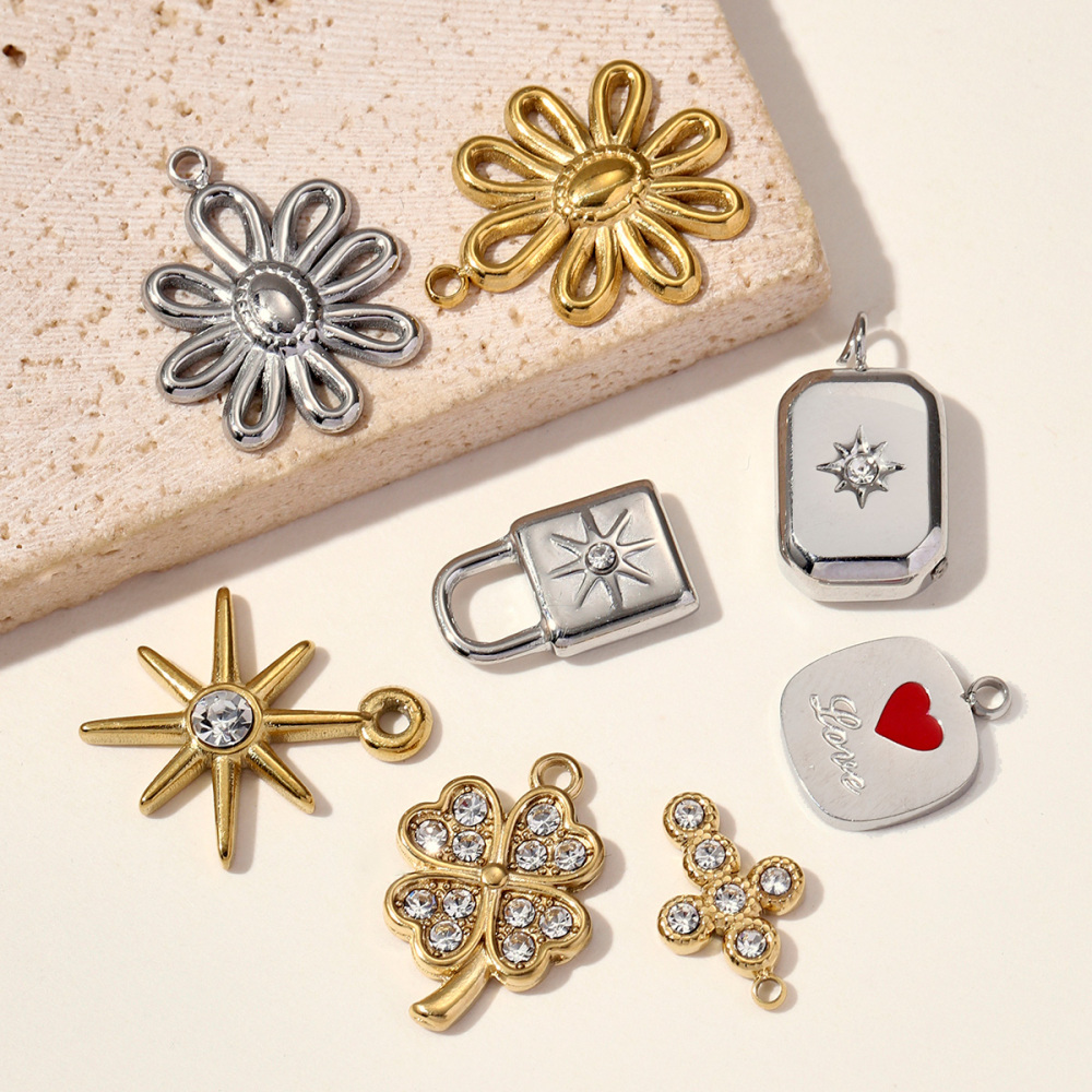 6pcs/pack 18k Real Gold Vacuum Plated Lock Flower Star Stainless Steel DIY Charm Women Jewelry Clover Heart Necklace Pendants