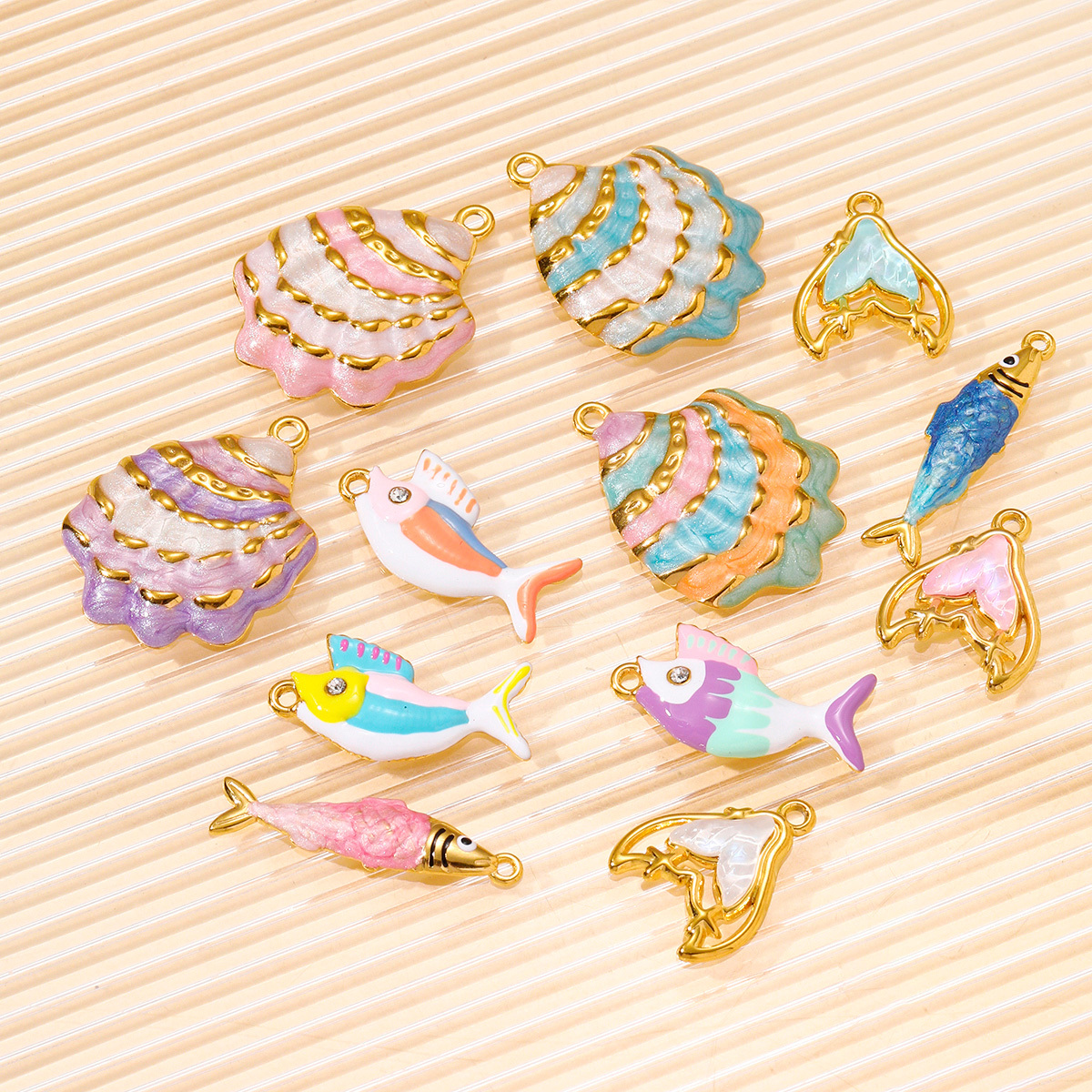 6pcs/pack Wholesale Stainless Steel Fish Mermaid Tail Necklace Pendants Enamel Shell DIY Earring Charms Women Ocena Style Jewelry