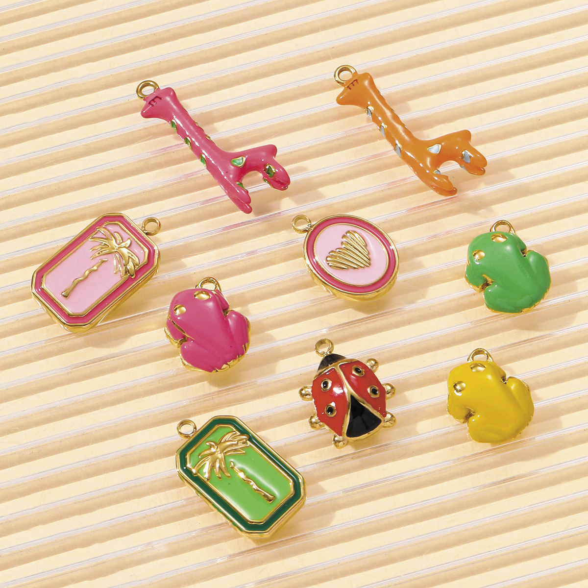 6pcs/pack Stainless Steel Enamel Giraffe Frog Necklace Pendants Painted Plam Tree Ladybird DIY Charms Women Love Heart Jewelry