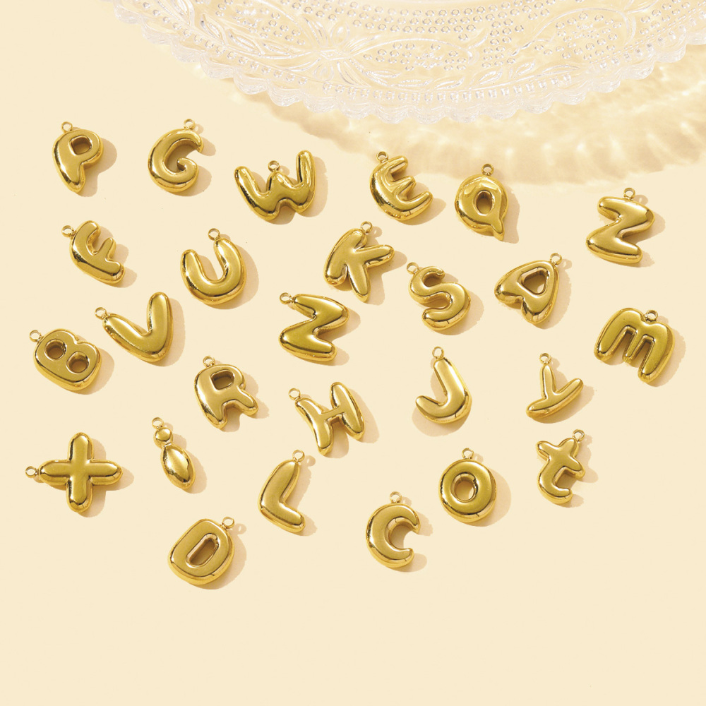 6pcs/pack Stainless Steel 18k Gold 26 A-Z Letter Necklace Pendants English Alphabet DIY Bracelet Charms Woman Jewelry Wholesale