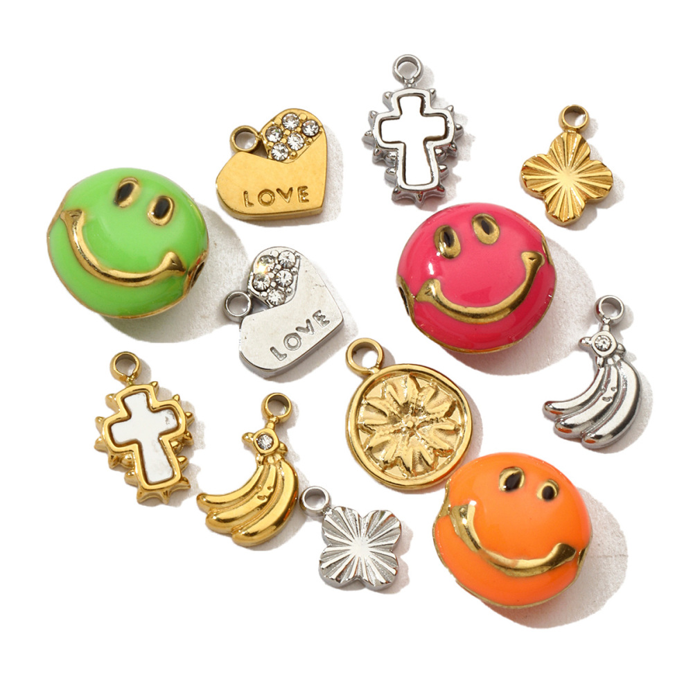 6pcs/pack French Clover Cross Stainless Steel Bracelet Diy Charms Women Love Heart Necklace Pendant Wholesale Banana Jewelry