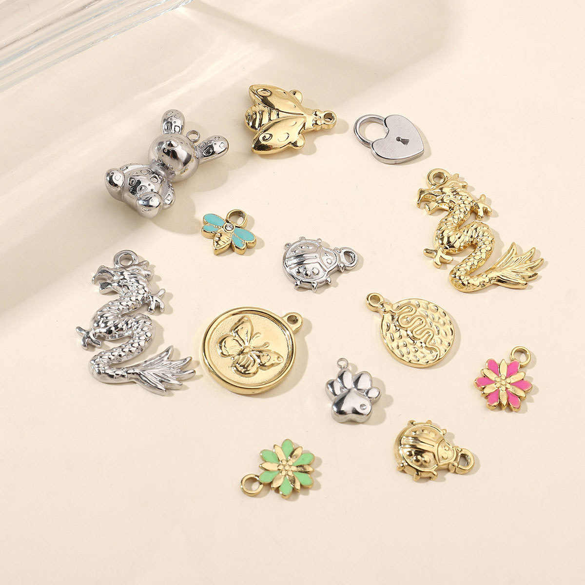 6pcs/pack Mirror Polish Rabbit Cat Paw Flower Charms Stainless Steel Ladybug Dragon Bee DIY Pendant For Women Jewelry Making Finding