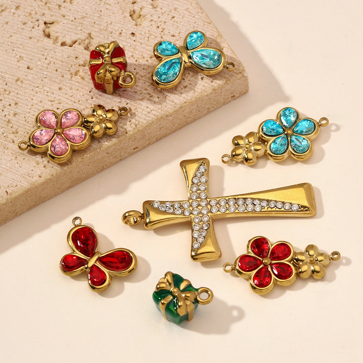 6pcs/Lot Stainless Steel Rhinestone Cross DIY Charms Glass Stone Butterfly Flower Necklace Pendants Woman Gift Box Jewelry Wholesale