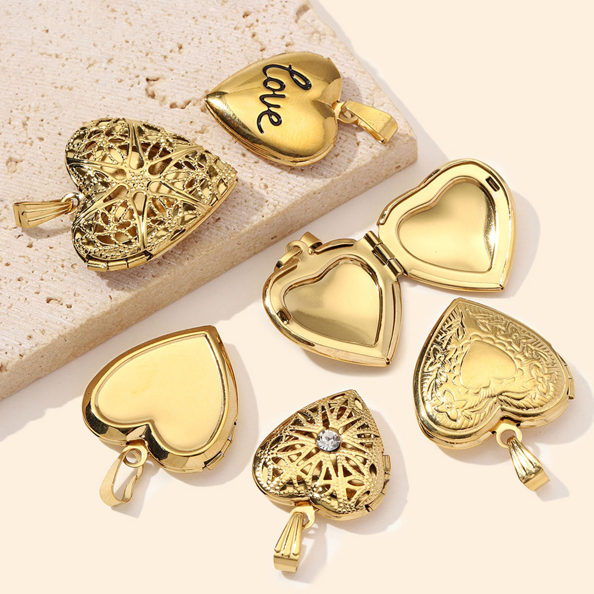 6pcs/Lot Wholesale Stainless Steel Hollow Heart Locket Charm Rhinestone Love Picture Box Necklace Pendant Woman Special Gift Jewelry