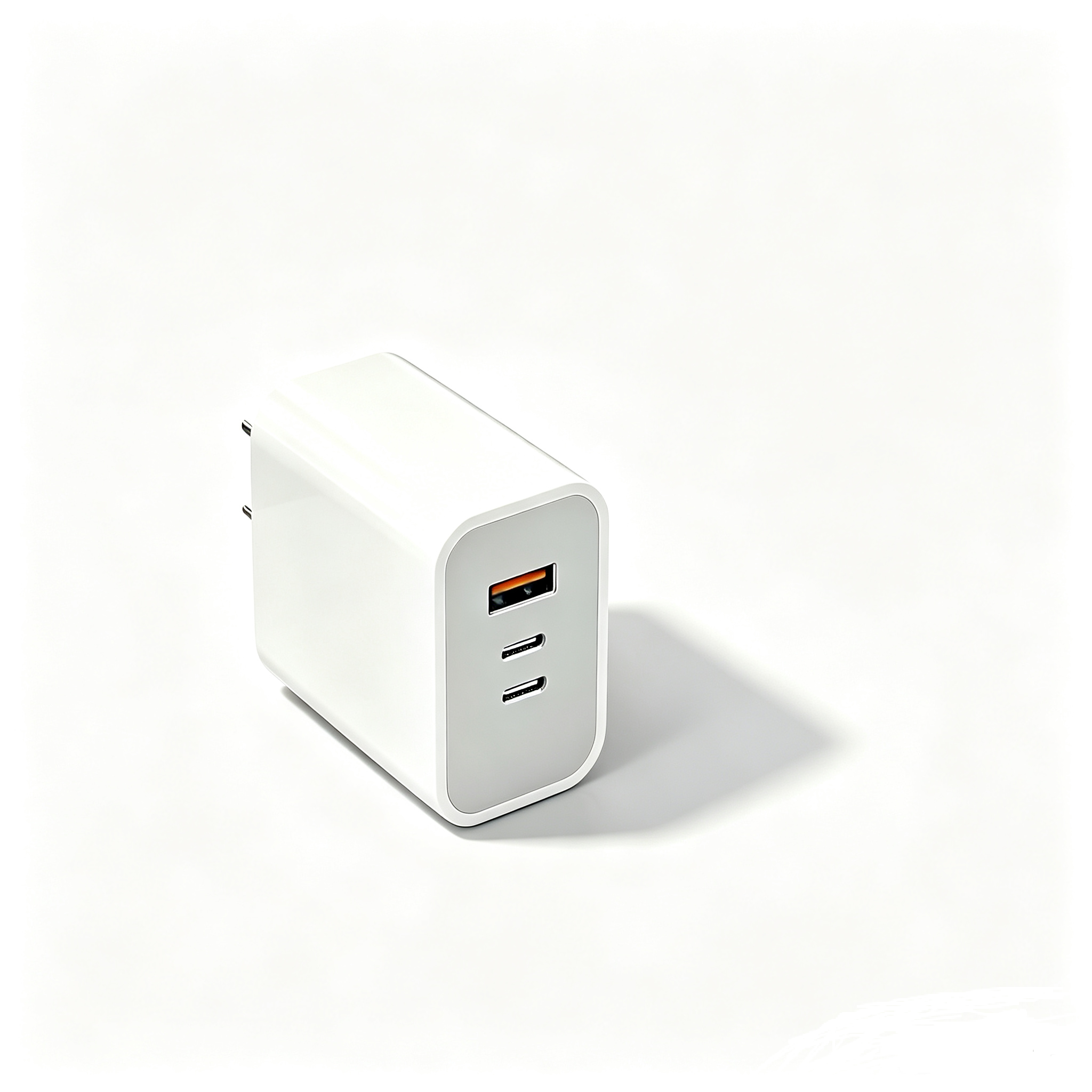 Cross-border PD30W GaN fast wall charger,DonvisTek,66W GaN 3-Port EU Plug Fast Wall Charger (2×USB-C + USB-A)