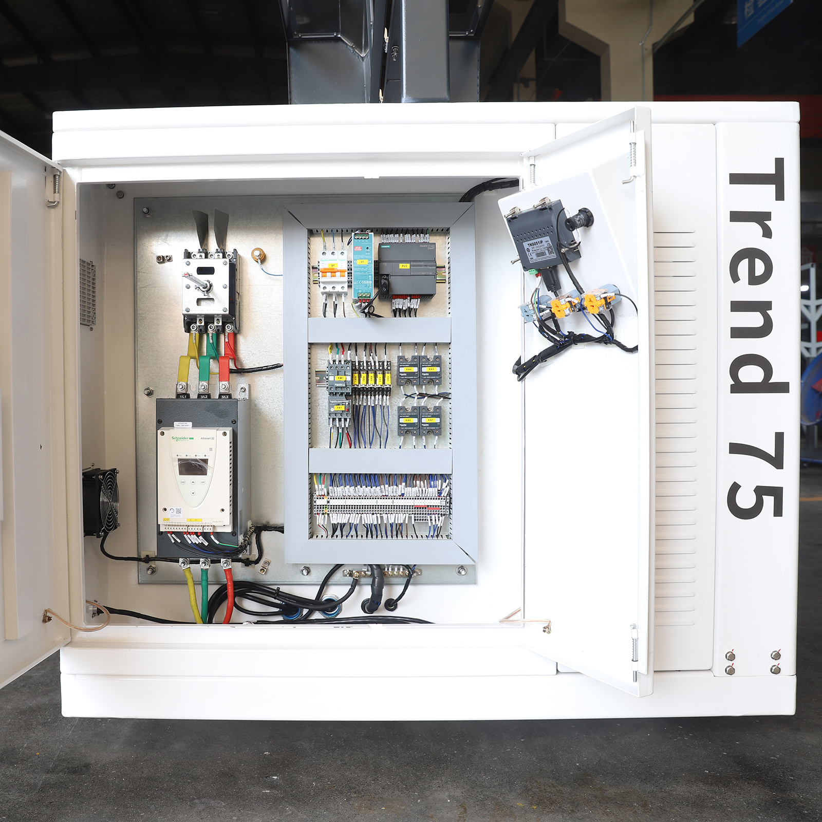 Ultra High Pressure Waterjet Intensifier Pump - Trend Series