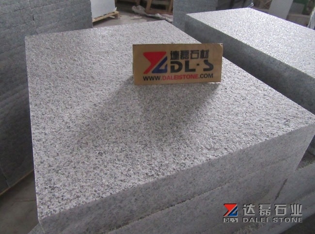 Flamed Finish Grey granite G603 Tiles Thickness 2cm