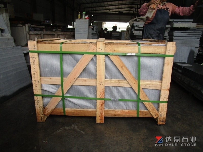 Dark Grey Color G654 Granite Tiles Flamed Finished For Outdoor Project