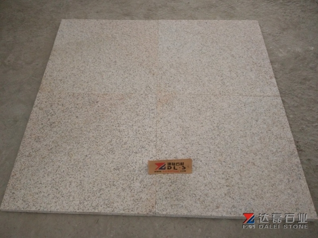 Rusty Yellow G682 Granite Tiles Honed Finish Way With Nice Price
