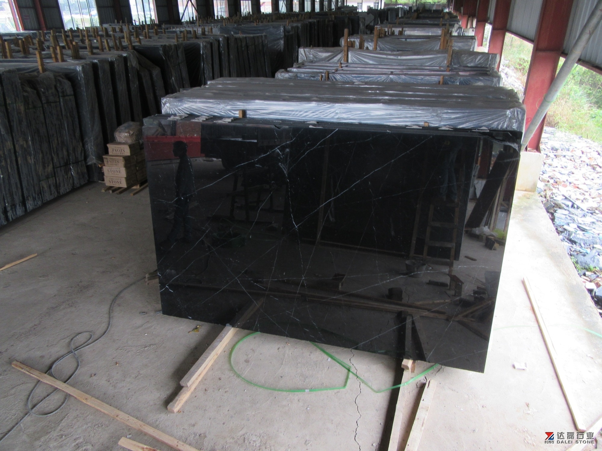 Black Marquina Marble Slabs with Good Polished
