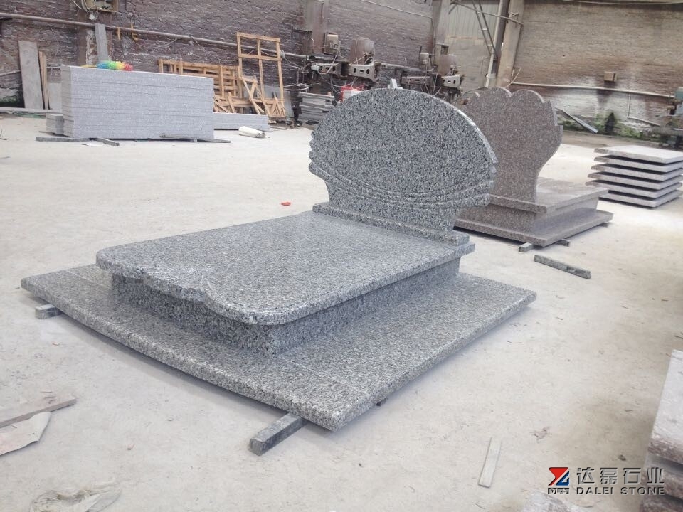 Swan Blue Granite Tombstone Monuments to Poland Market