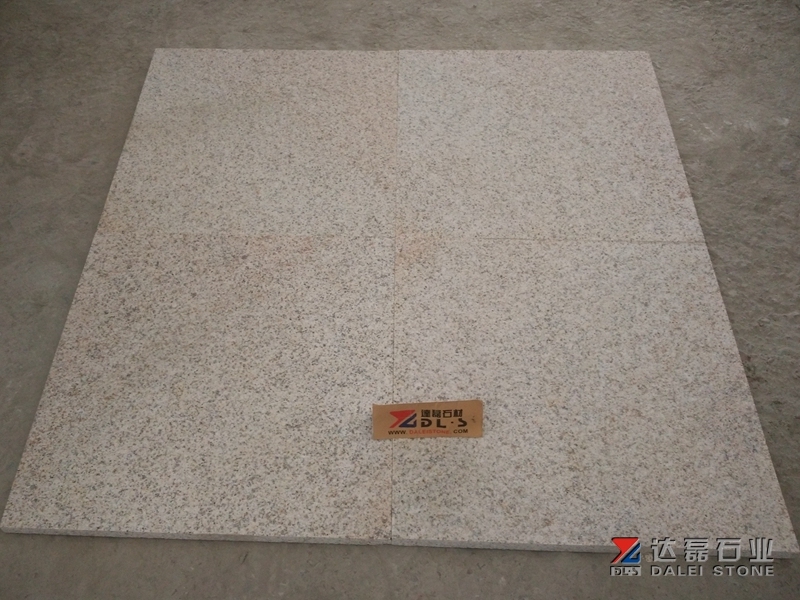 Rusty Yellow G682 Granite Tiles With Flamed Finish Way