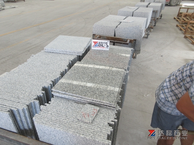 Polished G602 Granite Tiles With Full Blocks