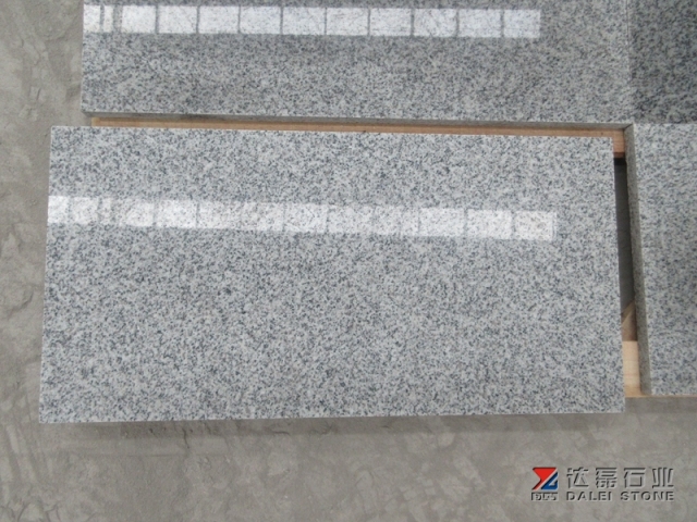 Polished Light Grey G603 Granite Tiles for Project