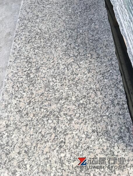 G736 Granite Red Color Luhua Red Granite Tiles Cheapest Price Granite Slabs