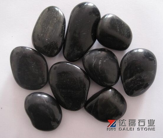 Black Color Pebble Stone Wholesale