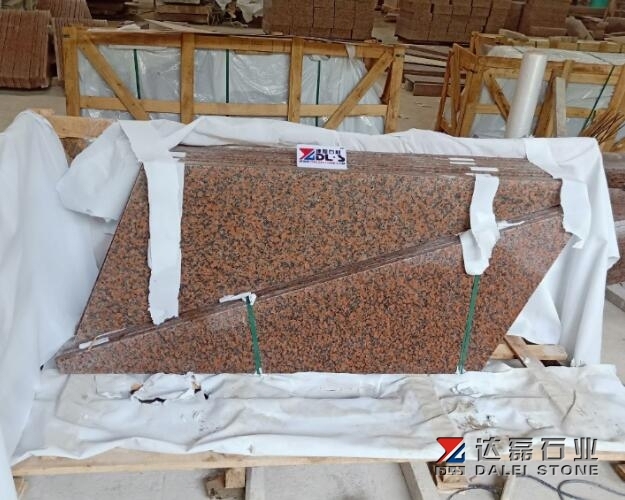 Red Granite G562 Maple Red Granite Steps Skirting