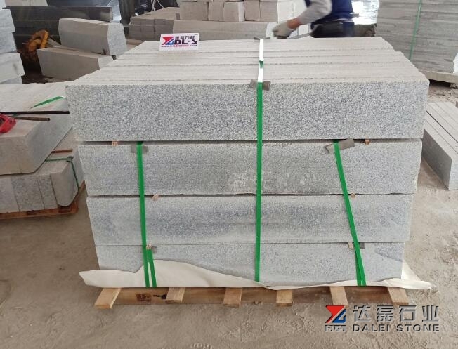 Granite G623 Kerbstone Saw Cutting