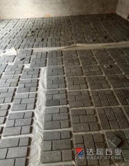 Old Orginal G684 Granite Flamed Cubestone With Net