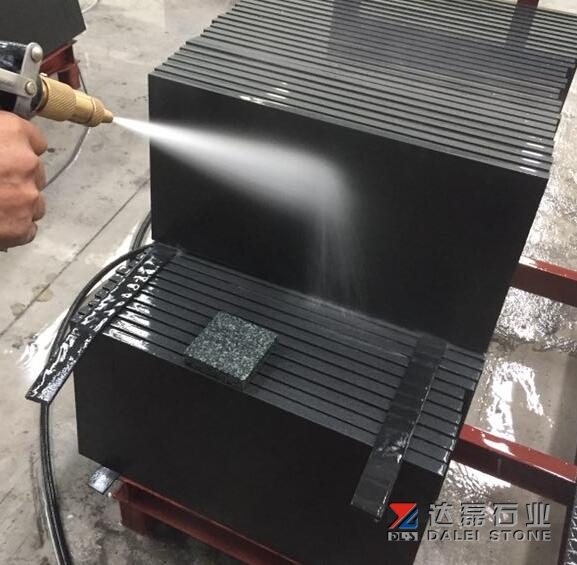 China New Black Small Slabs Polished