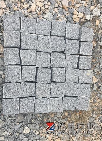 Good Quality Grey Granite G654 Cube Stone Natural Finish Way