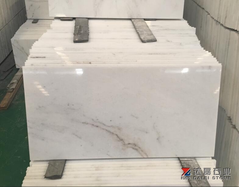 China Local White Marble Thin Tiles Polished Floor Project