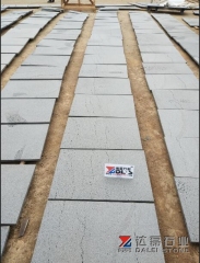 Blue Basalt Tiles Saw Cutting Finish Way