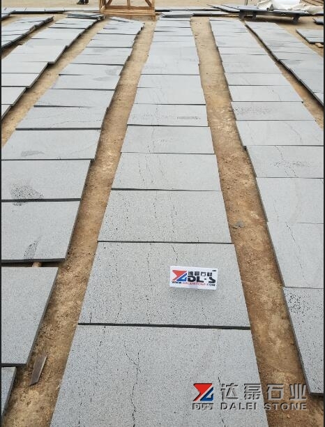 Blue Basalt Tiles Saw Cutting Finish Way