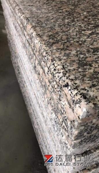 Red Granite Steps Polished One long Round Edge