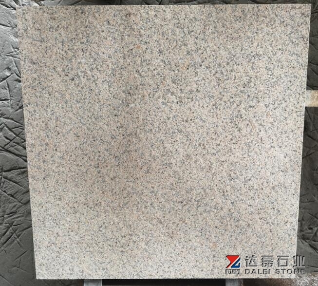 Rusty Yellow Pinky Granite Tiles G682 Granite