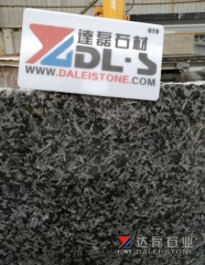 Beautiful Green Color Dark Grey Color Granite Like Ice Veins Polished